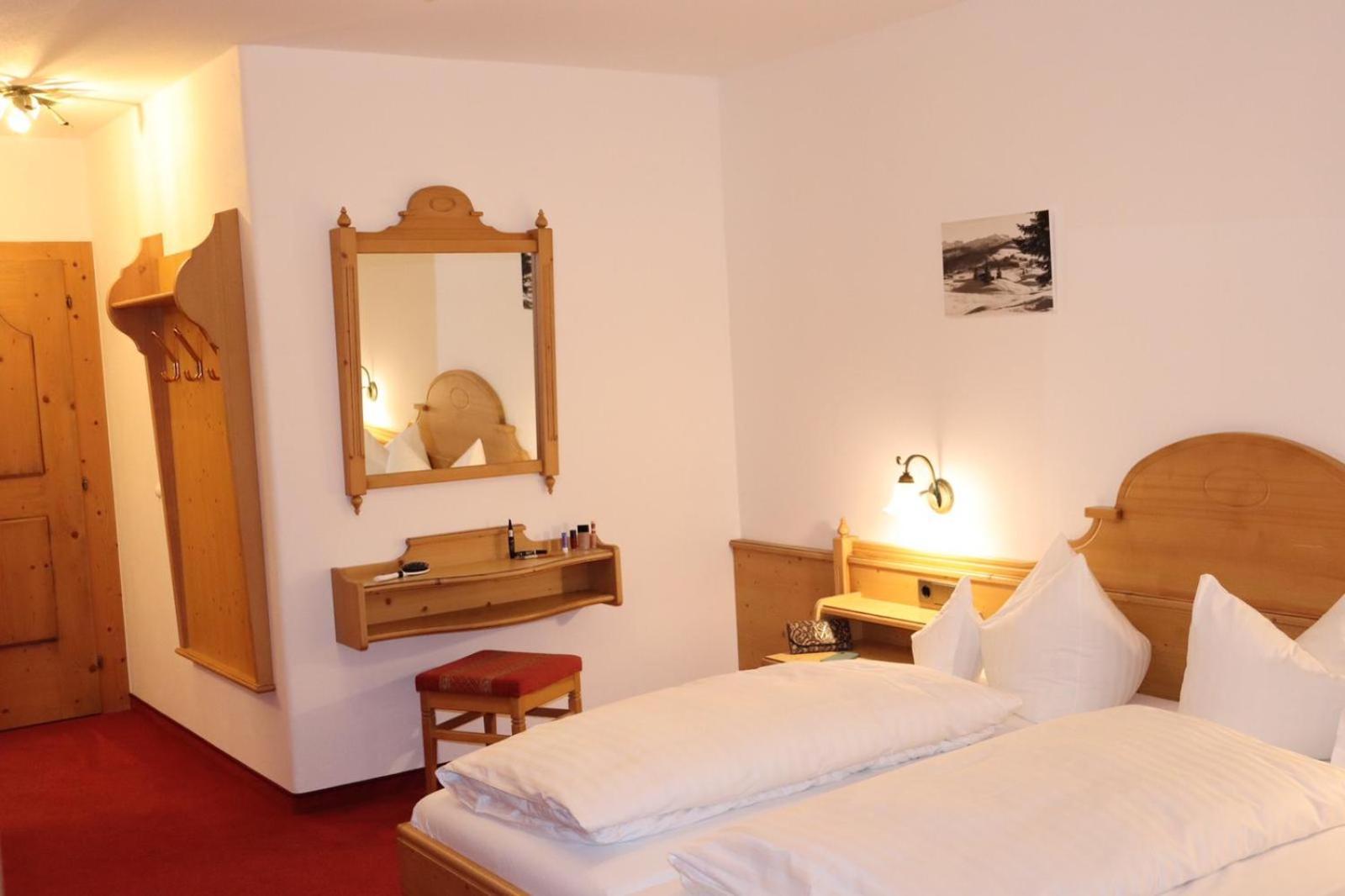 Hotel Zum Eichhof à Reit im Winkl Extérieur photo
