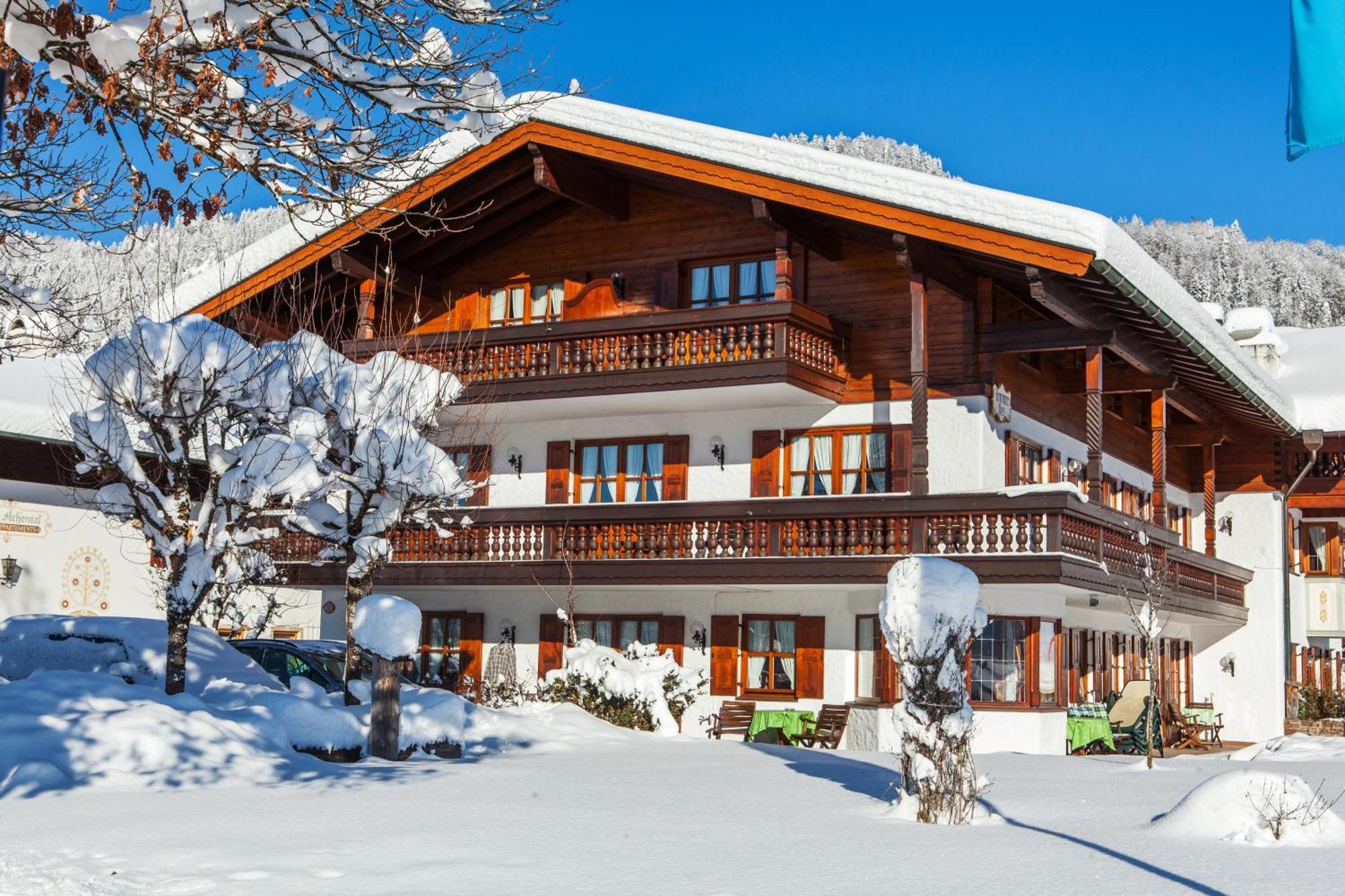 Hotel Zum Eichhof à Reit im Winkl Extérieur photo